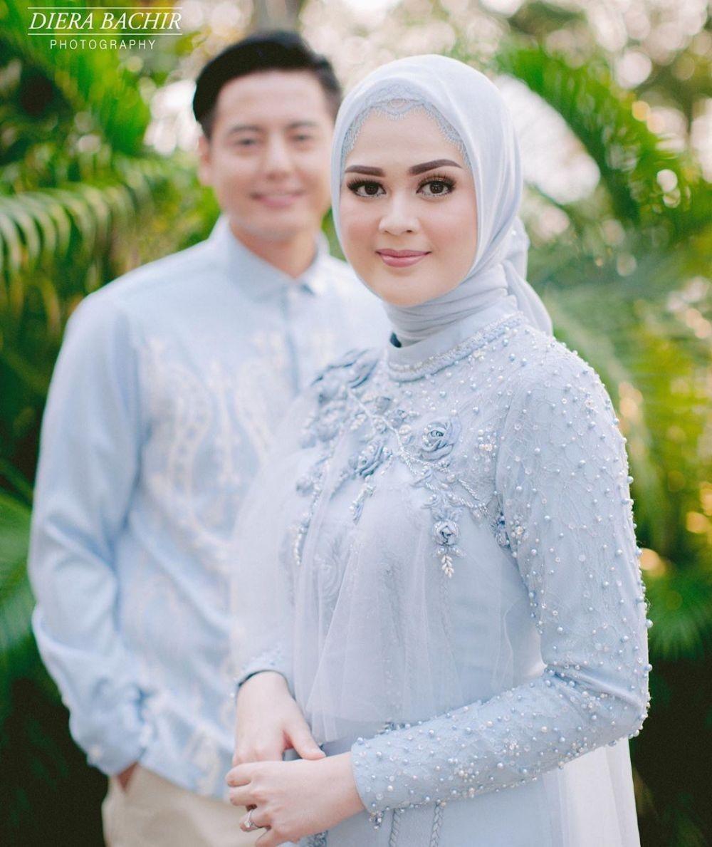 Detail Gambar Ruang Setrika Pakaian Gambar Baju Kebaya Pernikahan Mewah Nomer 3