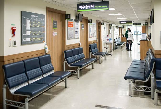 Detail Gambar Ruang Tunggu Rumah Sakit Nomer 39
