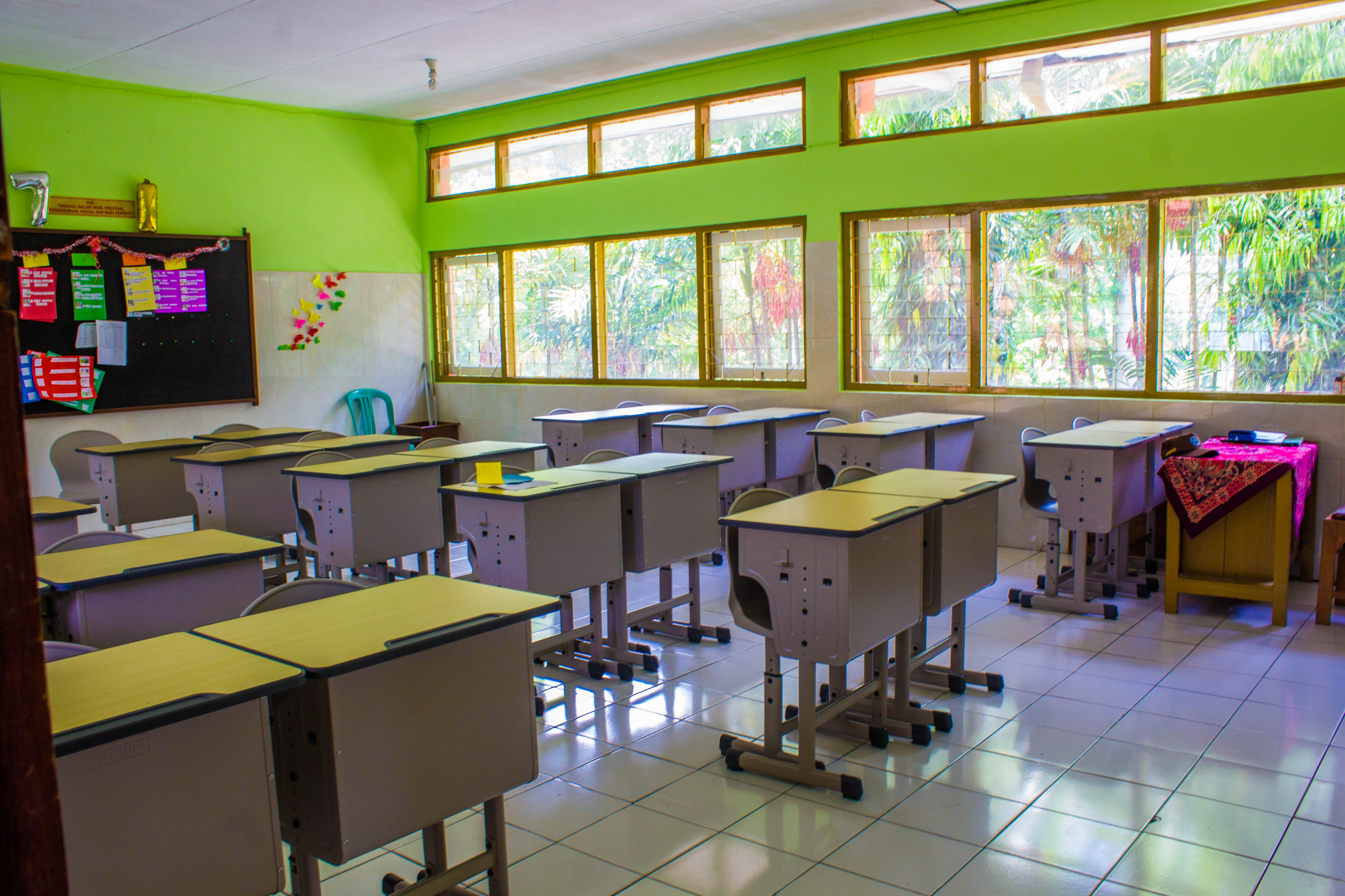 Detail Gambar Ruangan Kelas Nomer 17