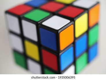 Detail Gambar Rubik 3 Dimensi Nomer 28