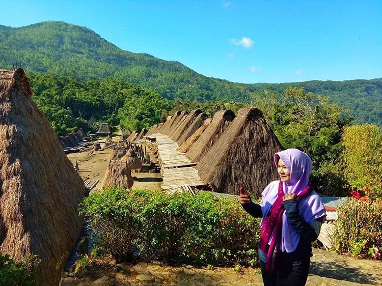 Detail Gambar Rumah Adat Bena Bajawa Nomer 11