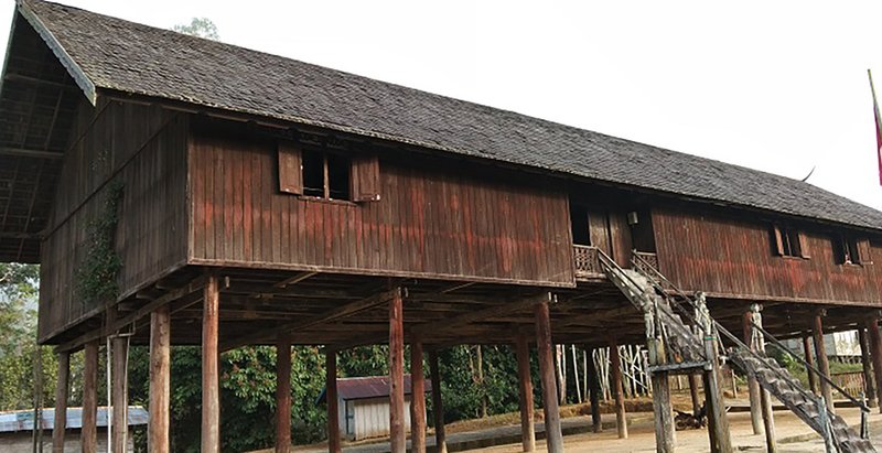 Detail Gambar Rumah Adat Betang Koleksi Nomer 50