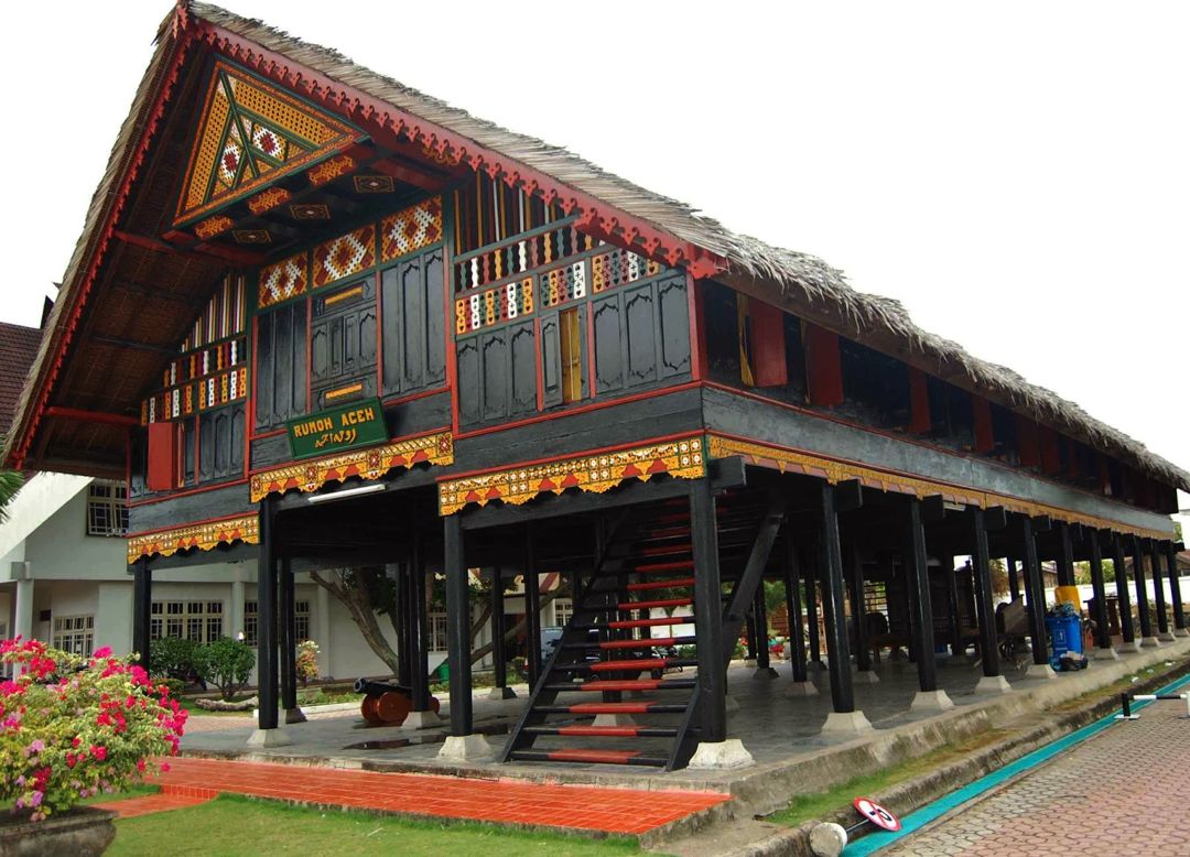 Detail Gambar Rumah Adat Di Seluruh Indonesia Nomer 29