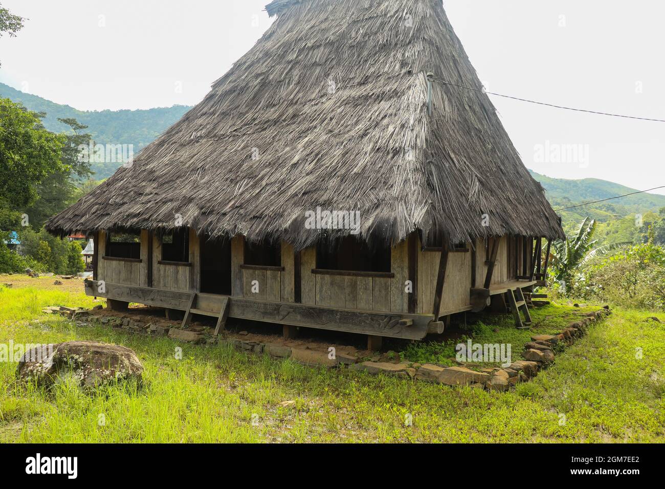 Detail Gambar Rumah Adat Ende Lio Nomer 40