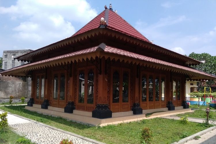 Detail Gambar Rumah Adat Jateng Koleksi Nomer 11