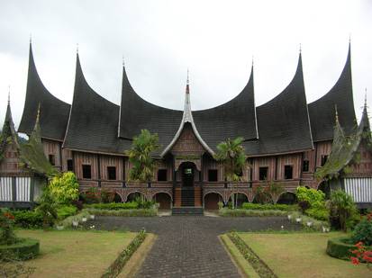 Detail Gambar Rumah Adat Jawa Dan Sumatera Animasi Nomer 13