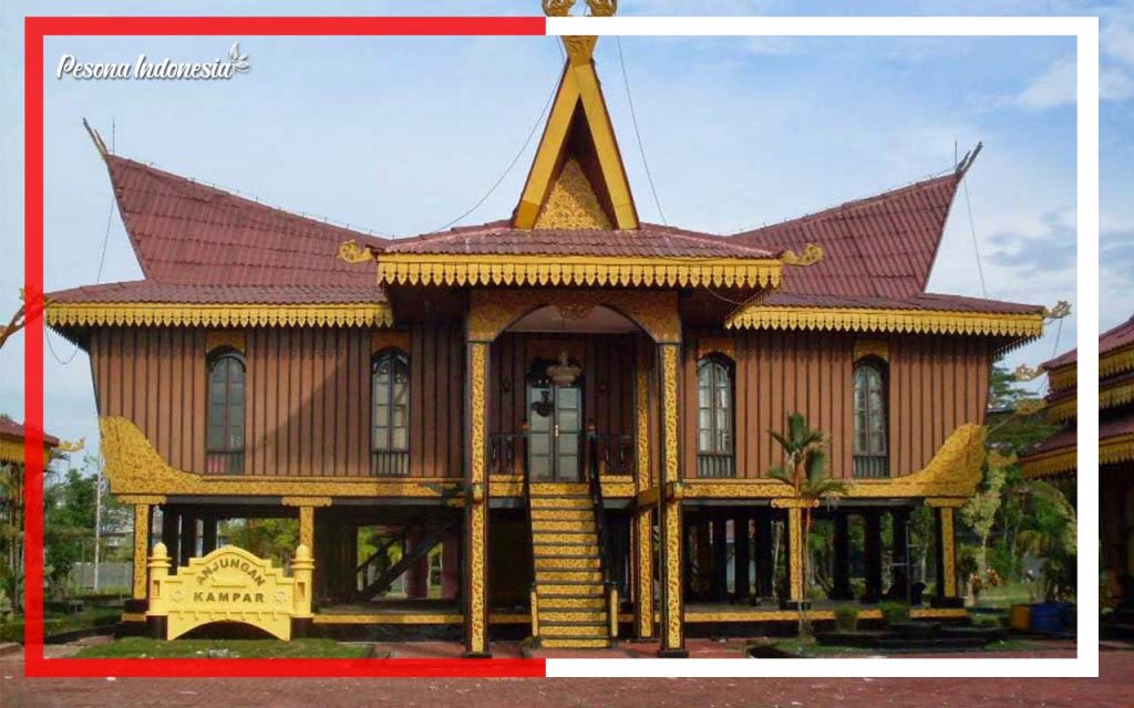 Detail Gambar Rumah Adat Kasepuhan Nomer 36