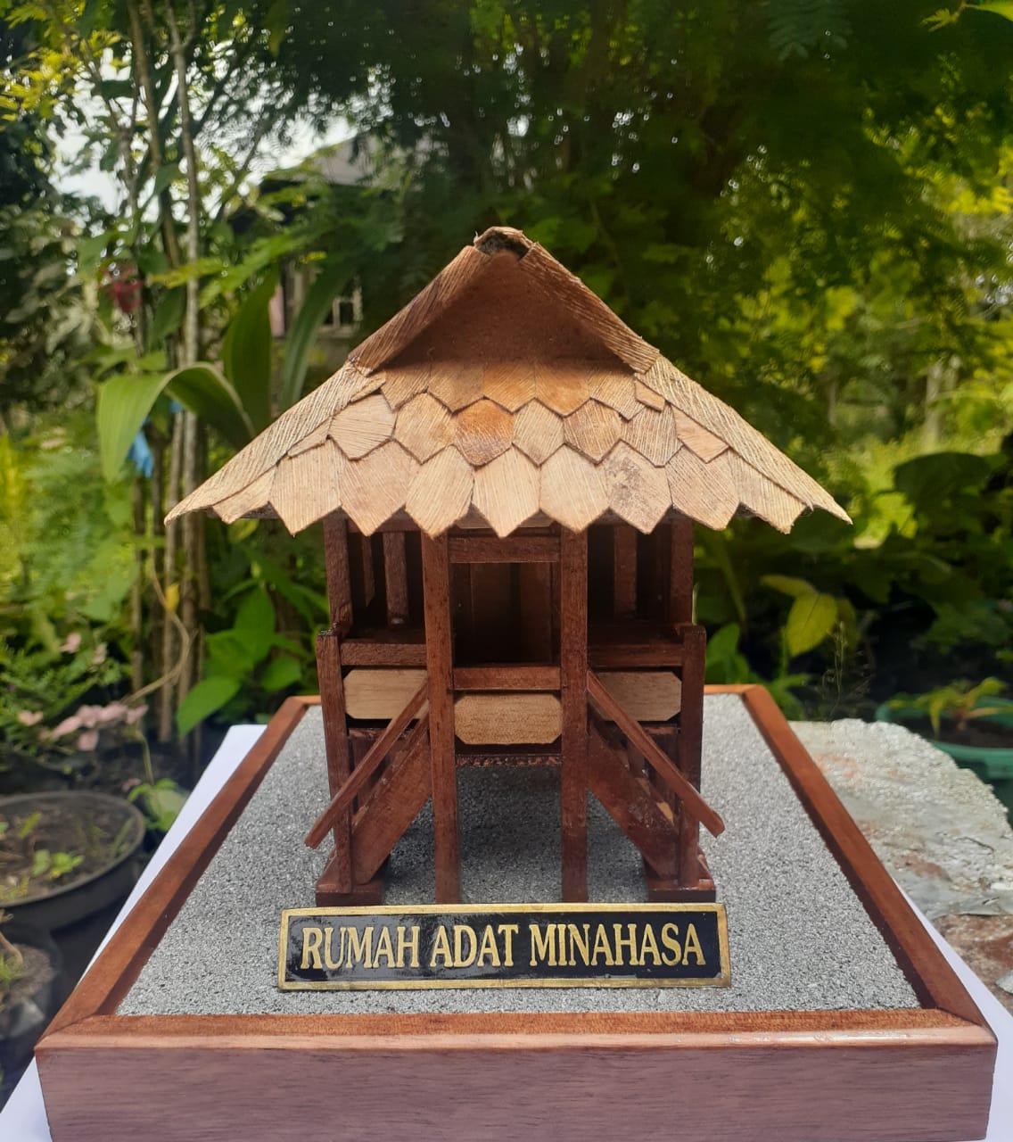 Detail Gambar Rumah Adat Minahasa Nomer 39