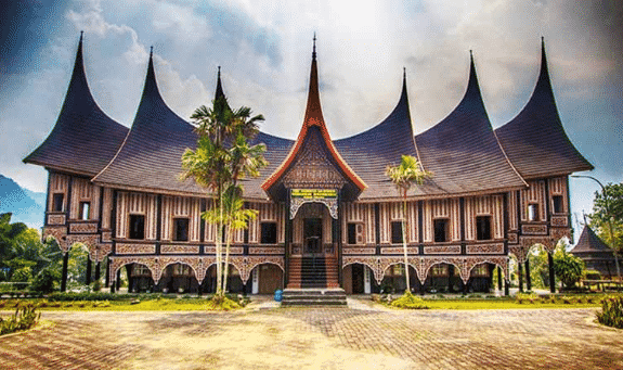 Detail Gambar Rumah Adat Minangkabau Gambar Rumah Adat Di Aceh Nomer 11