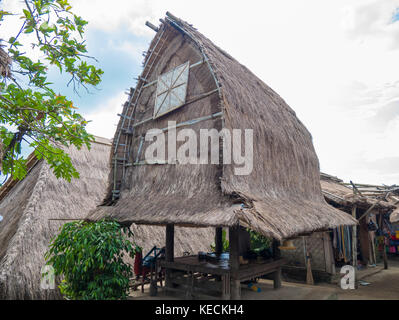 Detail Gambar Rumah Adat Sasak Nomer 26