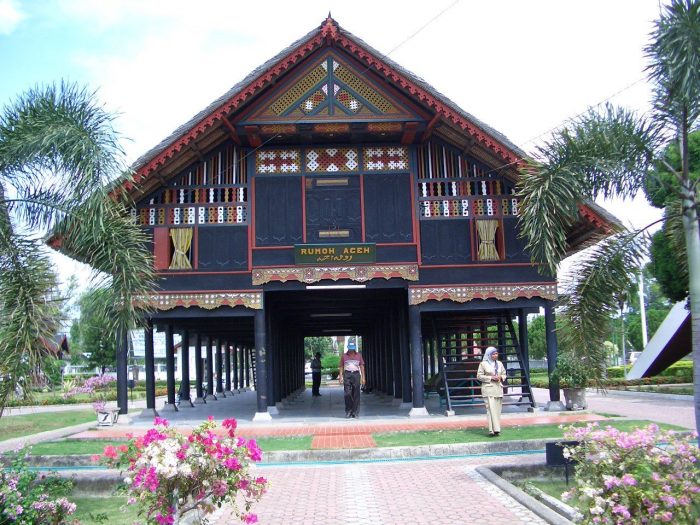Detail Gambar Rumah Adat Suku Aceh Nomer 54
