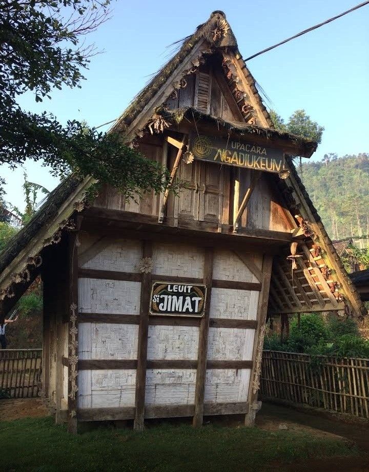 Detail Gambar Rumah Adat Suku Baduy Nomer 54