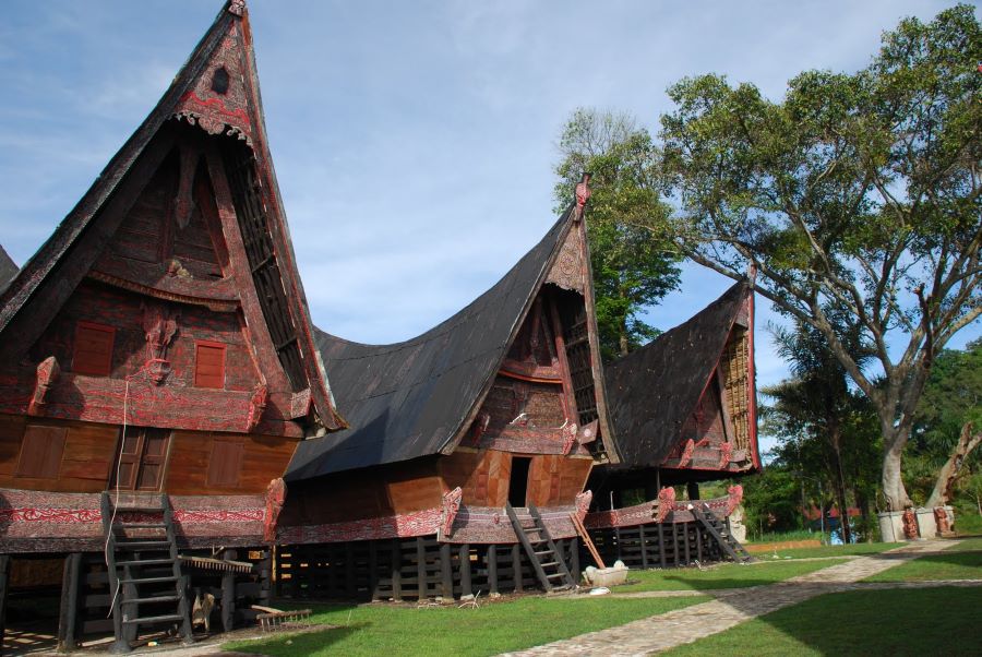 Detail Gambar Rumah Adat Suku Batak Nomer 8