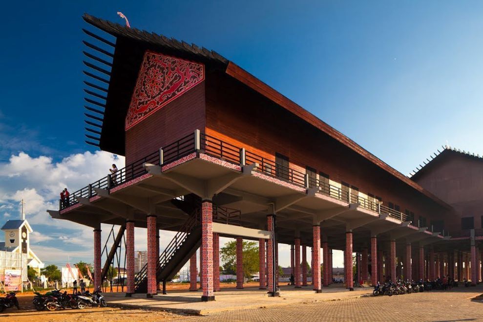 Gambar Rumah Adat Suku Dayak Kalimantan 57+ Koleksi Gambar