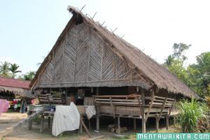 Detail Gambar Rumah Adat Suku Mentawai Nomer 14