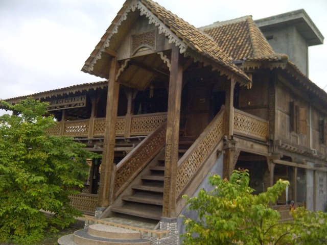 Detail Gambar Rumah Adat Suku Singkil Nomer 33