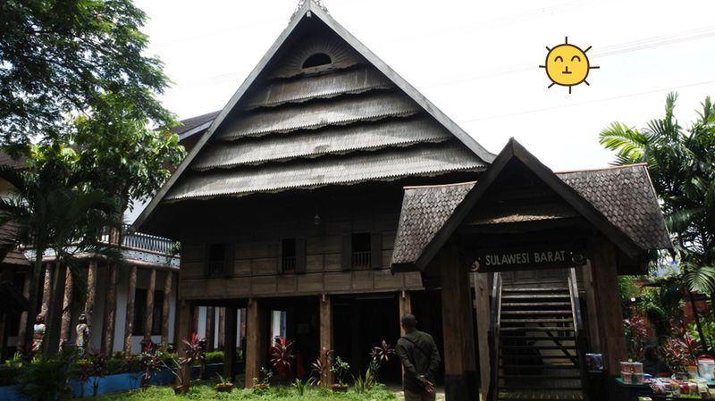 Detail Gambar Rumah Adat Sulawesi Barat Nomer 15