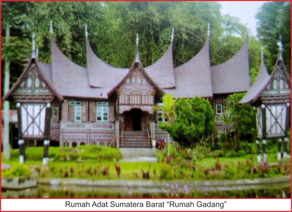 Detail Gambar Rumah Adat Sumatera Barat Nomer 38