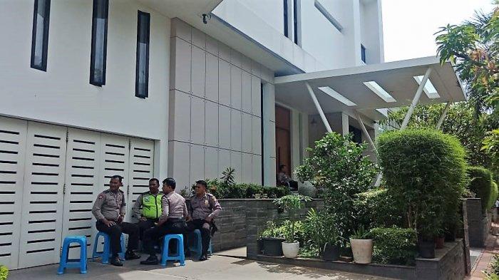 Detail Gambar Rumah Ahok Di Pantai Mutiara Nomer 2