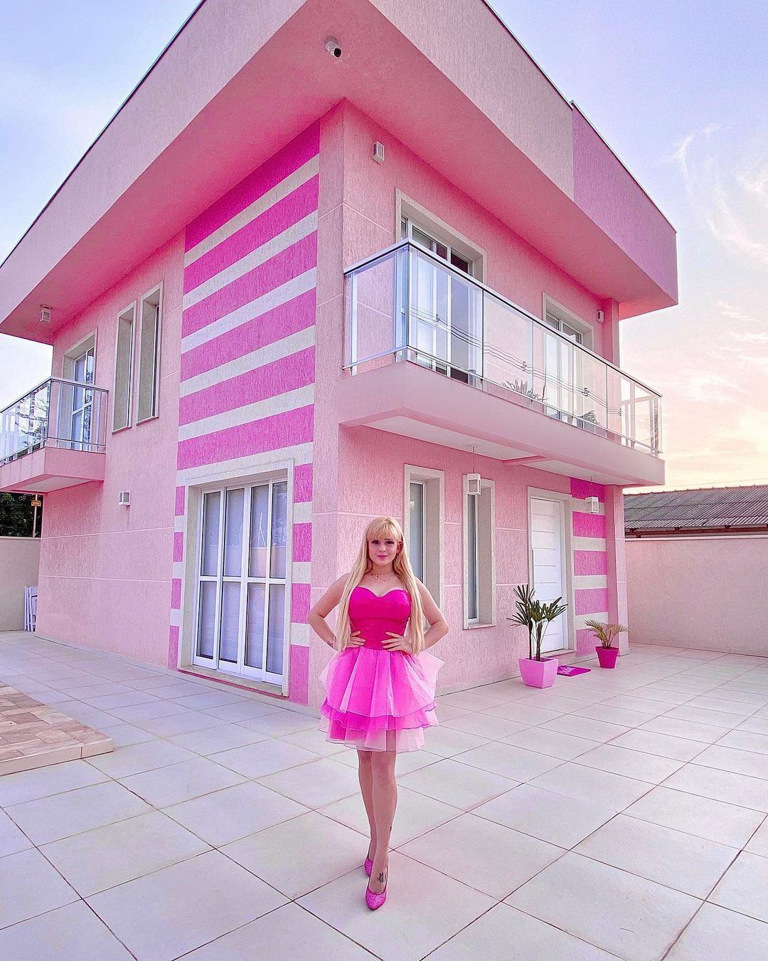 Detail Gambar Rumah Barbie Nomer 7