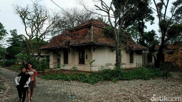 Detail Gambar Rumah Belanda Nomer 9