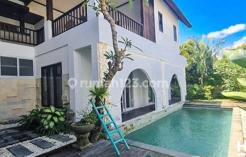 Detail Gambar Rumah Besar Dan Mewah Dengan Kolam Renang Nomer 15