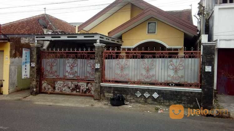 Detail Gambar Rumah Di Tepi Jalan Raya Nomer 12