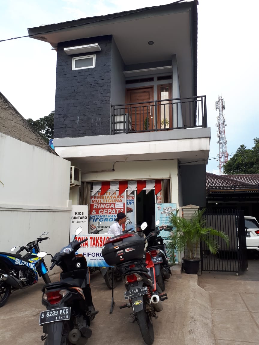 Detail Gambar Rumah Di Tepi Jalan Raya Nomer 28