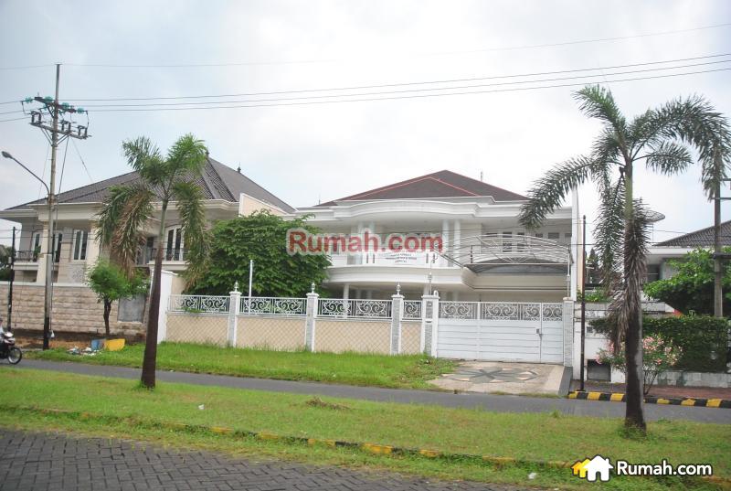 Detail Gambar Rumah Hantu Darmo Sebelum Rusak Nomer 17