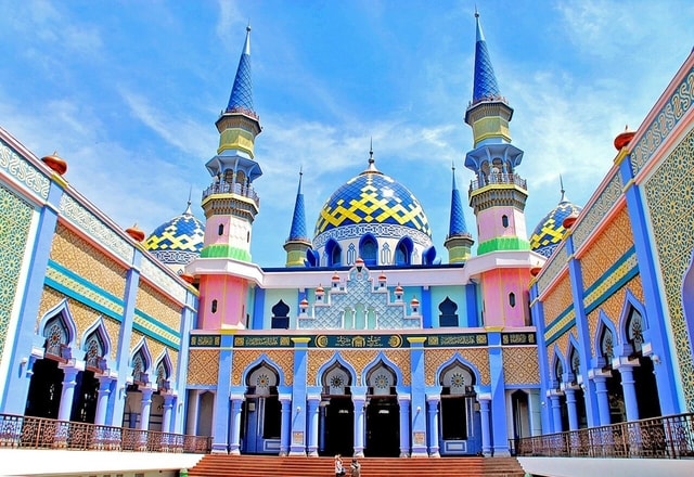 Detail Gambar Rumah Ibadah Agama Islam Nomer 6