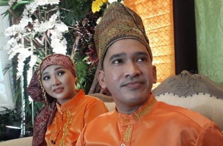 Detail Gambar Rumah Ruben Onsu Dan Wenda Gambar Rumah Deni Cagur Nomer 18