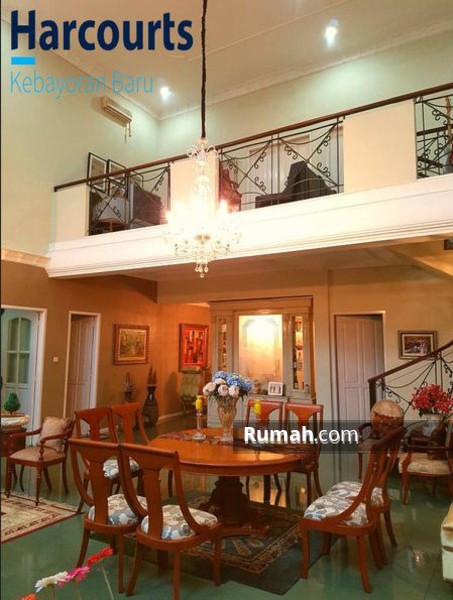 Detail Gambar Rumah Semi Klasik Nomer 54