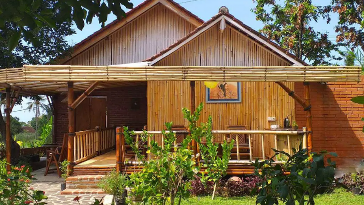 Download Gambar Rumah Terbuat Dari Bambu Nomer 2