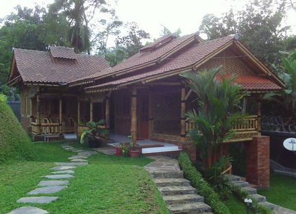 Detail Gambar Rumah Terbuat Dari Bambu Nomer 43