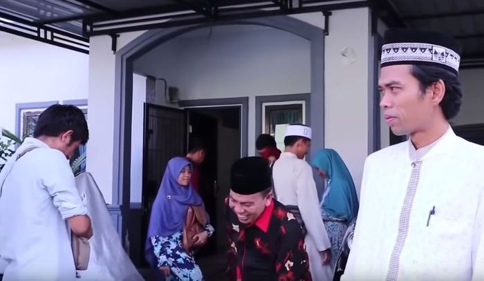 Detail Gambar Rumah Ustadz Abdul Somad Nomer 19