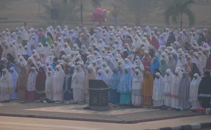 Detail Gambar Saat Pelaksanaan Sholat Ied Nomer 23