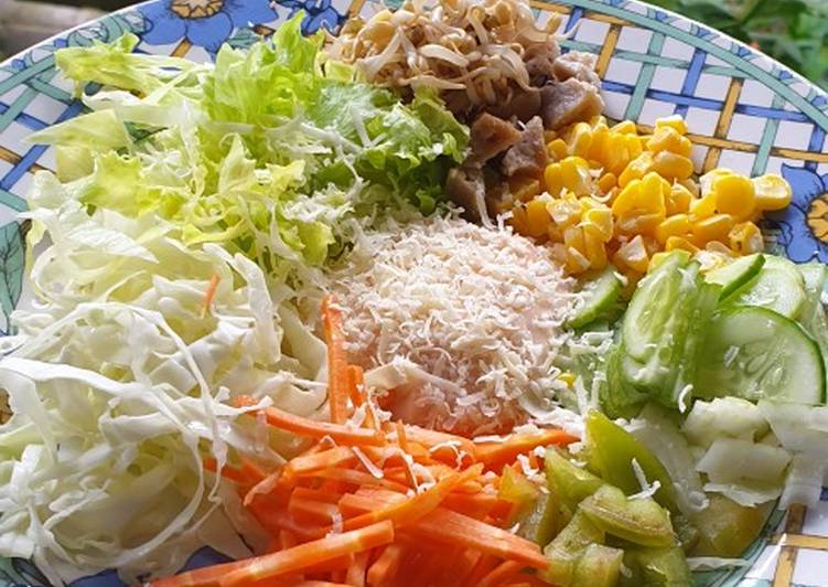 Detail Gambar Sajian Salad Sayur Nomer 8