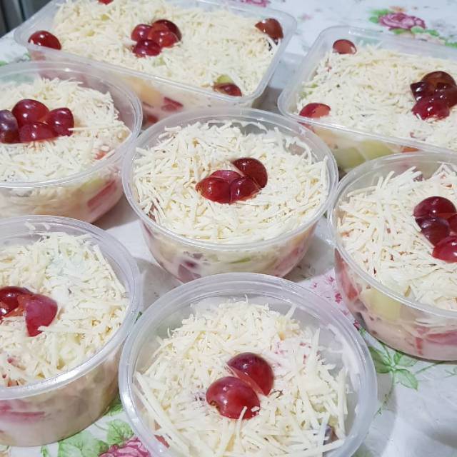 Detail Gambar Salad Buah Cup Nomer 12