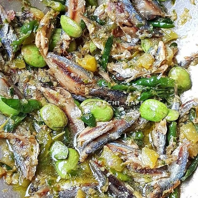 Detail Gambar Sambal Ikan Asin Nomer 19