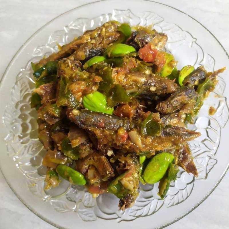 Detail Gambar Sambal Ikan Asin Nomer 32