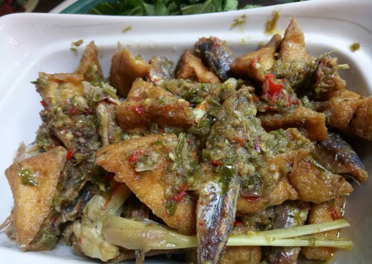 Detail Gambar Sambal Ikan Asin Nomer 48