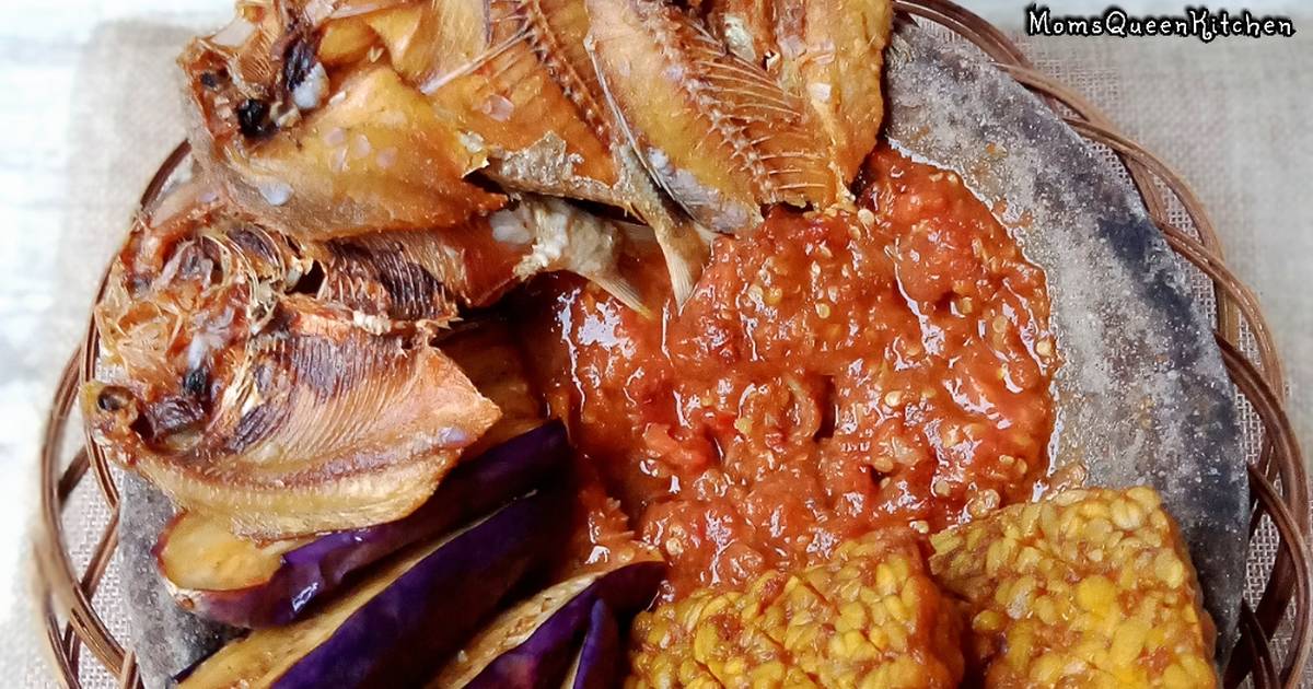 Detail Gambar Sambal Ikan Asin Nomer 52