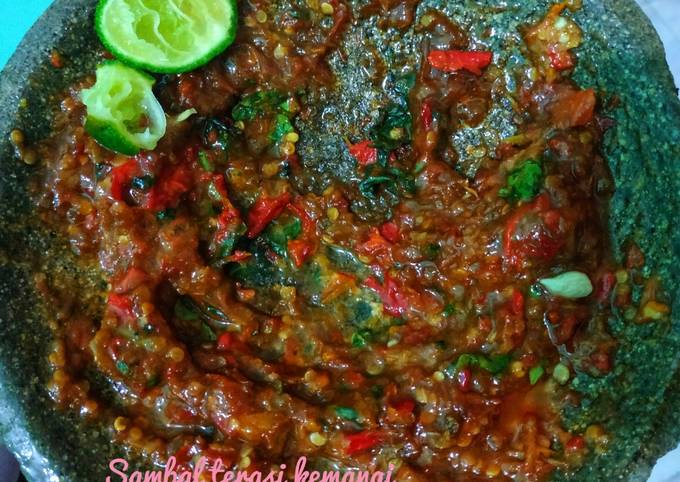 Detail Gambar Sambal Terasi Kemangi Nomer 24