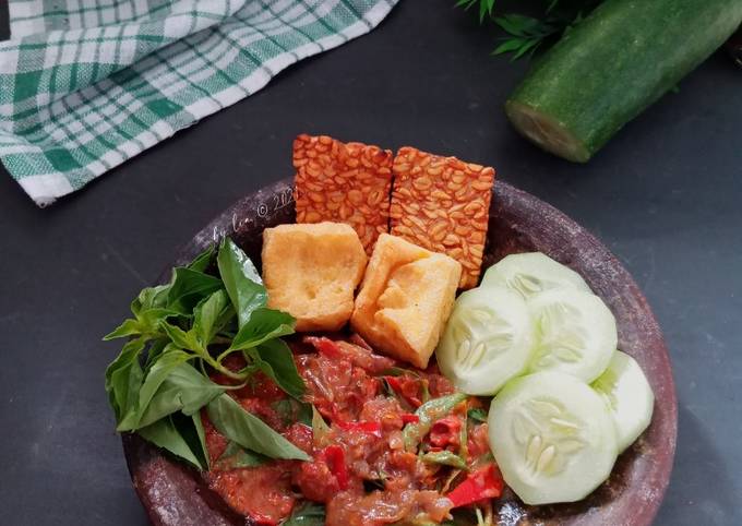 Detail Gambar Sambel Terasi Kemangi Nomer 6