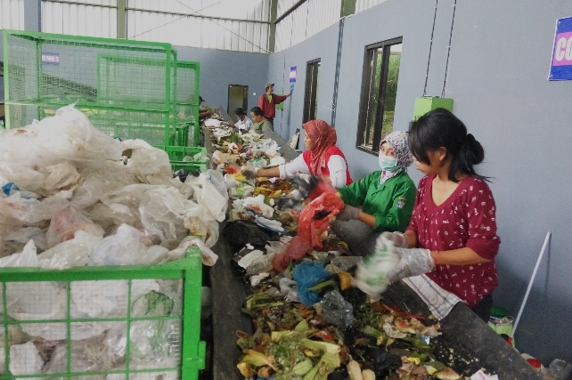 Detail Gambar Sampah Anorganik Nomer 36