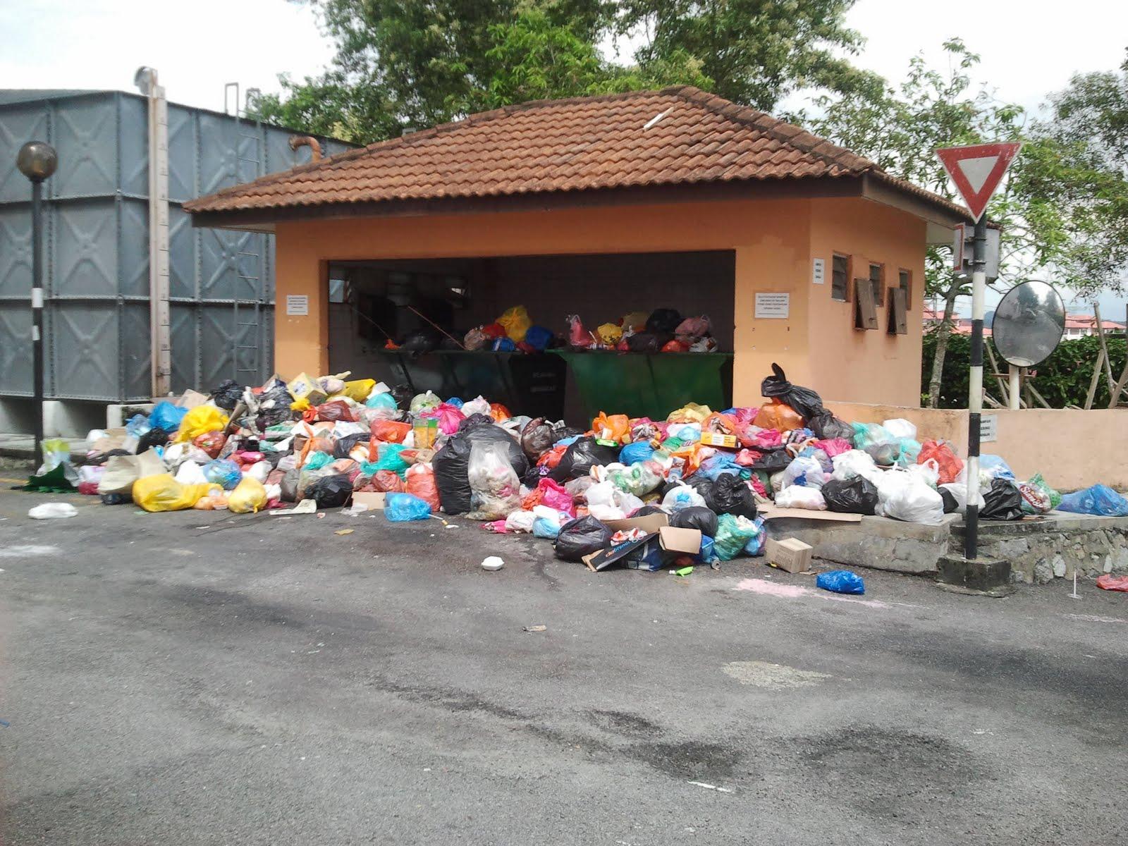 Gambar Sampah Rumah Tidak Diangkat - KibrisPDR