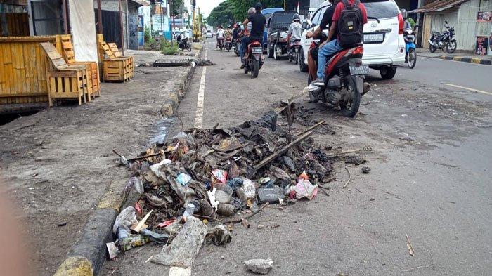 Detail Gambar Sampah Tidak Di Angkat Nomer 30