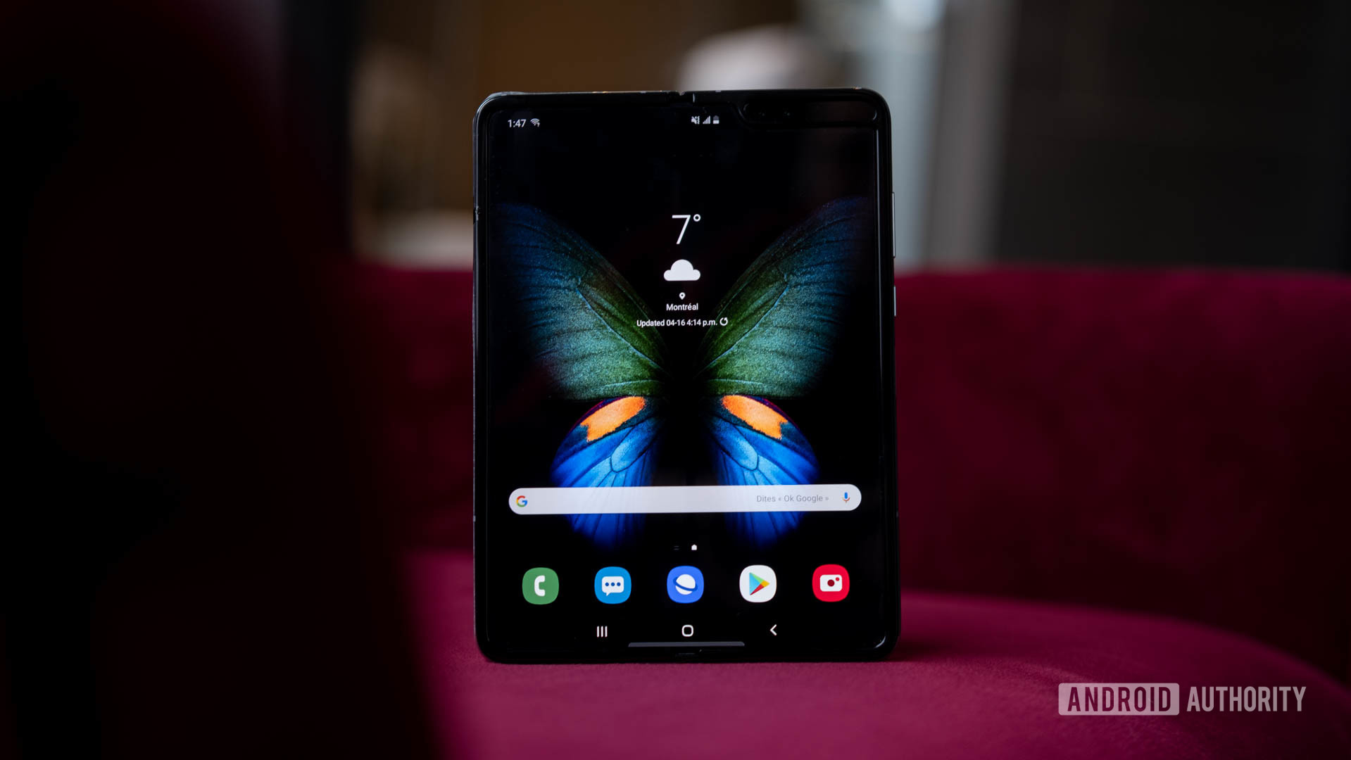 Detail Gambar Samsung Galaxy Fold Nomer 40