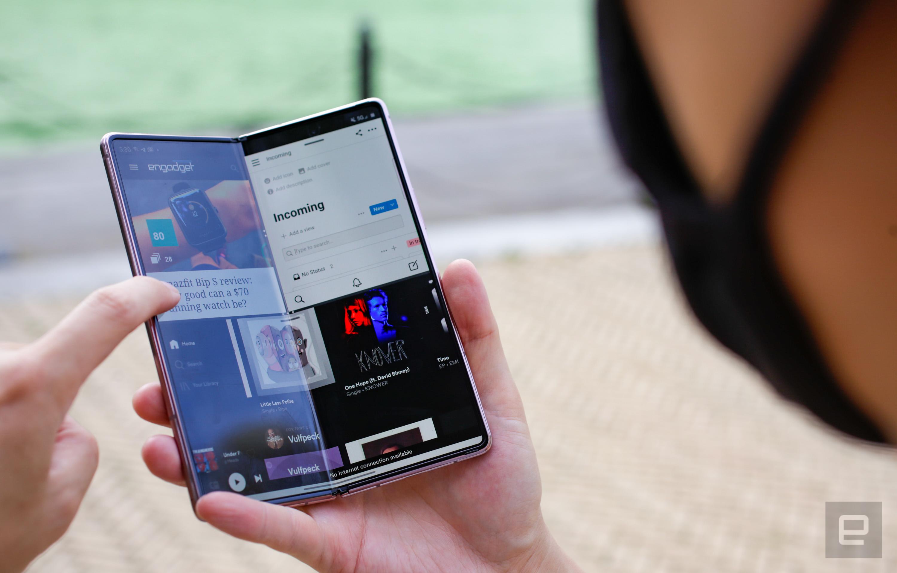 Detail Gambar Samsung Galaxy Fold Nomer 50
