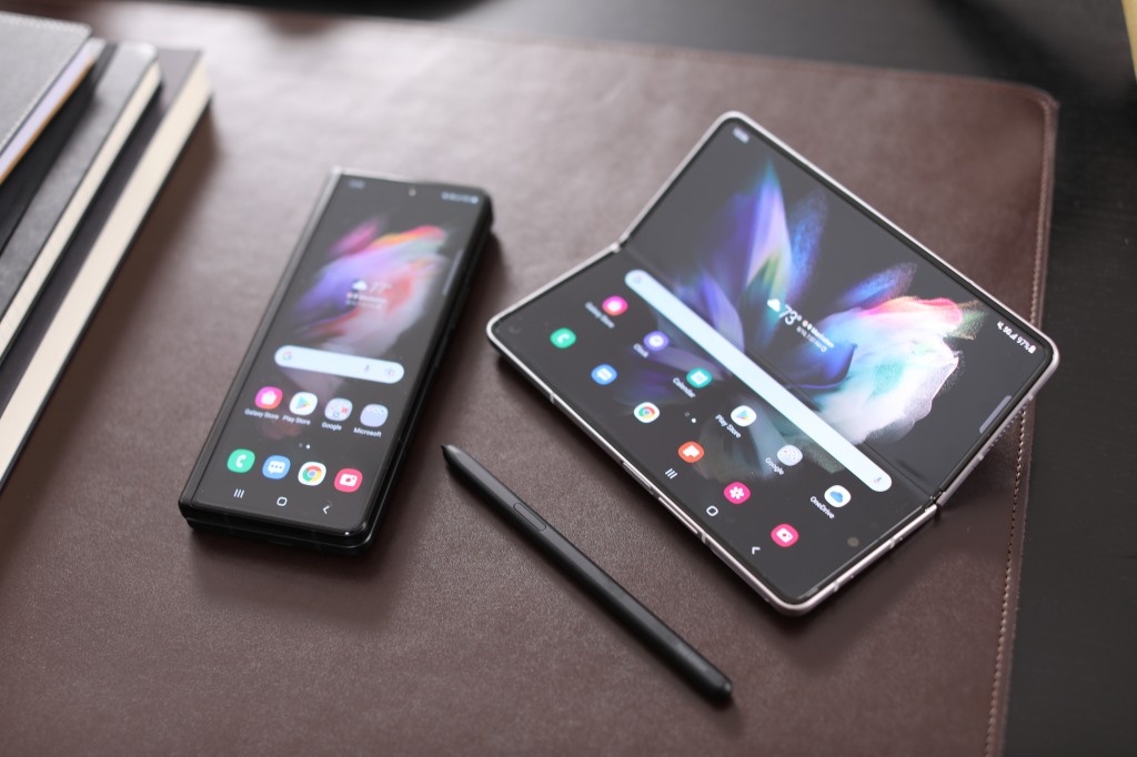 Detail Gambar Samsung Galaxy Fold Nomer 57
